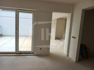 Apartament 3 camere, terasa, intermediar, parcare, zona strazii Frunzisului - imagine 8