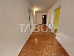 Casa individuala de vanzare in Selimbar 103 mpu si teren 529 mp - imagine 3