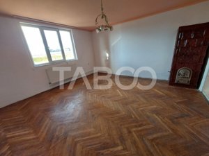 Casa individuala de vanzare in Selimbar 103 mpu si teren 529 mp - imagine 5