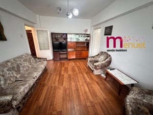 Apartament 2 camere,zona Visa,etaj 1 - imagine 2