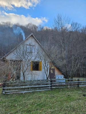 Casa de vacanta de vânzare Valea Finisului