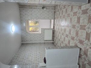 Proprietar vând ap camere zona Basarabiei Diham - imagine 4