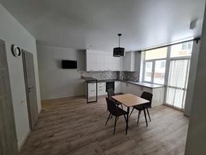 Apartament 2 camere de vânzare, zona Petre Ispirescu