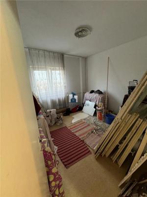 Vanzare Apartament 4 Camere Semidecomandat Oltenitei-Tulnici - imagine 8