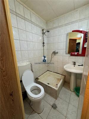 Vanzare Apartament 4 Camere Semidecomandat Oltenitei-Tulnici - imagine 2