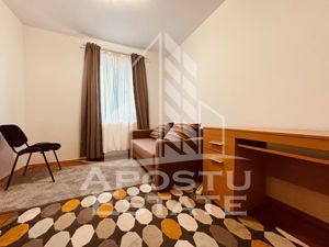 Apartament cu 3 camere, centrala proprie, zona Circumvalatiunii - imagine 5