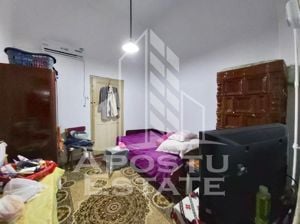 Apartament 3 camere cu vedere si balcon spre Piata Catedralei - imagine 4