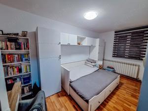 Vand apartament cu garaj si parcare. - imagine 6