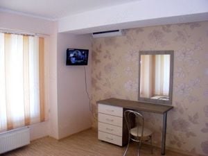 Inchiriere Apartament 2 camere Lux - Mamaia , zona Rex - imagine 8