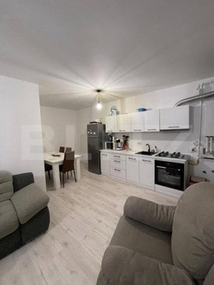  Apartament 2 camere de vânzare, 54 mp, zona Subcetate - imagine 2