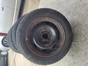 4 cauciucuri de iarna 195 65 15 cu jante de tabla 4x108 de opel crossland x an 2020