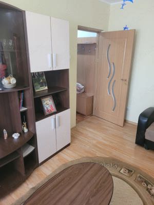 Închiriez apartament cu 2 camere Trivale  - imagine 2