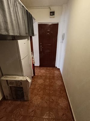 Apartament etaj1, 2 camere, zona Malu Rosu - imagine 4