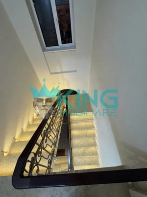 Piata Unirii | Apartament de 4 camere in vila | Centrala proprie | Parcare  - imagine 8