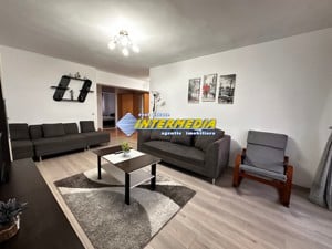 Inchiriere Apartament M-uri cu 3 camere 2 balcoane CETATE Parc vedere panoramica mobilat complet