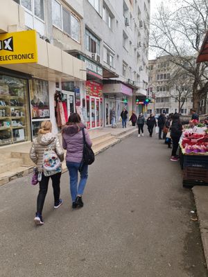 Spatiu comercial langa Piata Viziru fosta Sala Jocuri - imagine 7