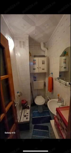 Vând apartament 3camere decomandate, 2 băi, etaj 4 - imagine 9