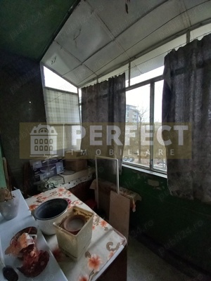 Apartament 2 camere, et 4 4, Nord - Arinului - 37000 euro - imagine 12