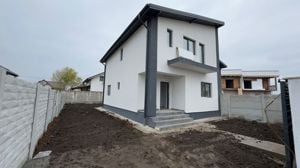 CASA TIP DUPLEX, STRADA ASFALTATA, TOATE UTILITATILE, COMISION 0%