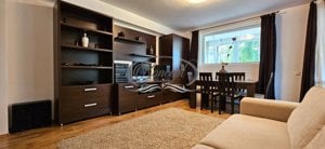 Apartament modern cu parcare