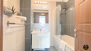 Solid Mamaia, Deluxe Apartament 3 Camere, Vedere frontala lac, parcare subterana inclusa termen lung - imagine 9