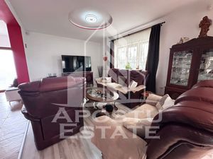 Duplex deosebit cu 5 camere, situat într-o zonă liniștită și exclusiv - imagine 2