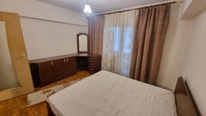 Inchiriere apartament 3 camere, spatios, ultracentral, 2 bai, etaj 2, lift nou - imagine 2