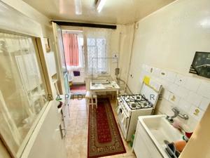 3 Camere - Centru - Etaj 2 - Vedere Partiala Dunare - 75000 Euro Negociabil - imagine 10