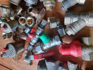 vând piese pentru instalații  - imagine 2