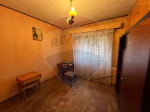 Apartament 3 camere în zona Ultracentral - imagine 2