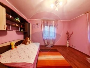 Casă cu 6 camere de vânzare in zona de munte - imagine 9