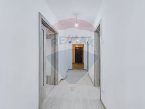 Apartament cu 4 camere de închiriat în zona Centrul Civic - imagine 9