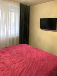 Închiriez apartament 3 camere Metrou Râul Doamnei  - imagine 2