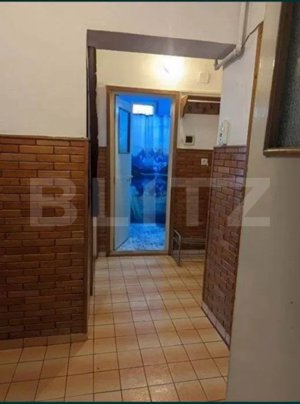 Apartament 2 camere, decomandat, 52 mp, Rovinari - imagine 2