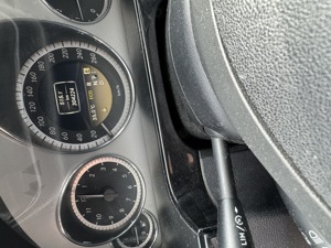 Vând Mercedes e 220 - imagine 3 Vând Mercedes e 220 - imagine 3