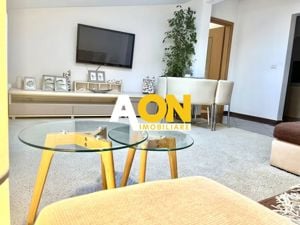 Apartament cu 3 Camere,  85mp, Zona Cetate