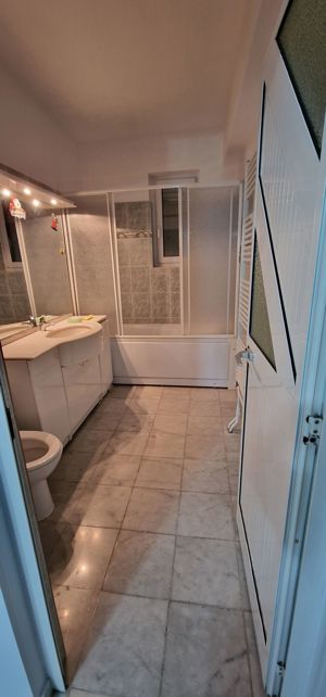 Coiciu, o vila construita pe cadre de beton, bine compartimentata. - imagine 10 Coiciu, o vila construita pe cadre de beton, bine compartimentata. - imagine 10