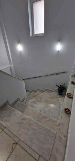 Coiciu, o vila construita pe cadre de beton, bine compartimentata. - imagine 15 Coiciu, o vila construita pe cadre de beton, bine compartimentata. - imagine 15