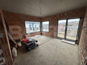 Casa individuala, cu 4 camere, 130 mp, 500 mp teren, zona-Sigmir - imagine 4