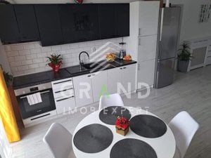 Apartament spatios,modern,3 camere,66 mp,pod,parcare,zona Cetatii! - imagine 1