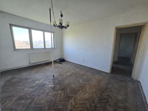 Bd. Cetății, apartament cu 3 camere cu centrală proprie