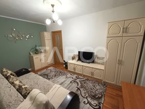 Apartament 2 camere de vanzare etaj 1 - renovat - mobilat si utilat - imagine 3