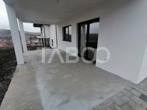 Casa individuala de vanzare 120 mp utili 550mp teren Sura Mare Sibiu - imagine 7