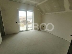 Casa individuala de vanzare 120 mp utili 550mp teren Sura Mare Sibiu - imagine 10