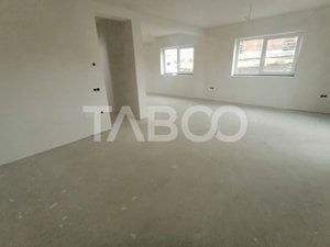 Casa individuala de vanzare 120 mp utili 550mp teren Sura Mare Sibiu - imagine 9