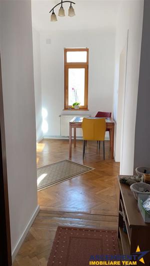 Apartament  in vila, in Cetatea Istorica a Brasovului - imagine 11