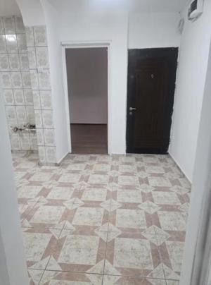 Apartament 3 camere bloc 1983 Bd Chisinau / National Arena - imagine 3