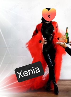 Stăpâna Xenia ! Am asistent !  - imagine 3