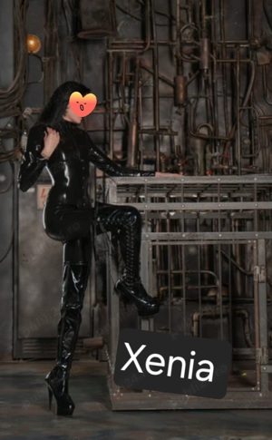 Stăpâna Xenia ! Am asistent !  - imagine 2