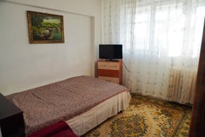 Apartament 3 cam. Berceni, zona Uioara, proprietar direct. 8 10 etaje. - imagine 2